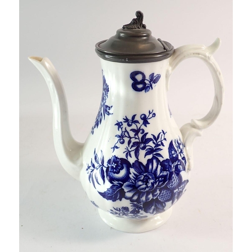 108 - An early 19th century Coalport blue and white Pine Cone pattern coffee pot in Worcester or Caughley ... 