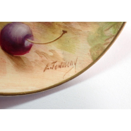 140 - A Royal Worcester pin dish painted fruit, signed E Townsend, 9cm diameter