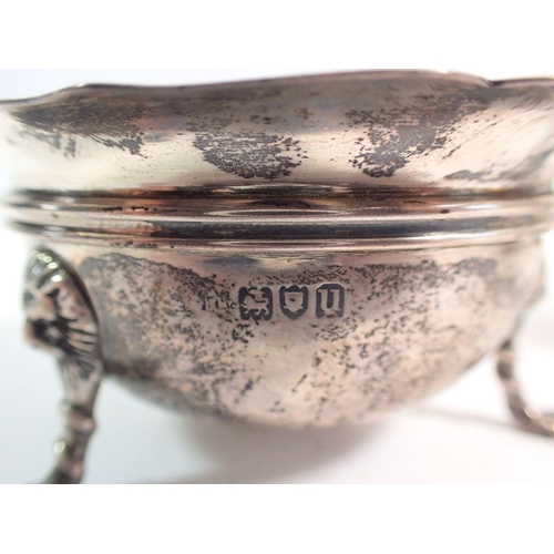 198 - A silver milk jug, 1915 by George Unite and a silver sugar bowl, London 1915 - total 258g