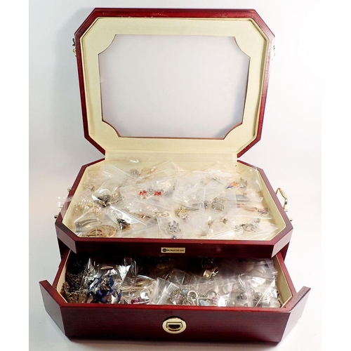 375 - A jewellery display cabinet case with drawer and glazed hinged  top plus contents of costume jewelle... 