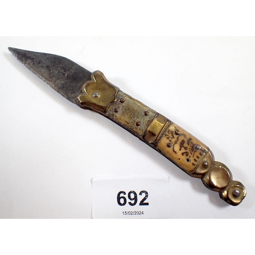 692 - A 19th century Spanish small knife marked Batisre, 15cm