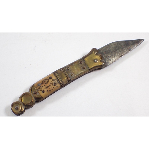 692 - A 19th century Spanish small knife marked Batisre, 15cm