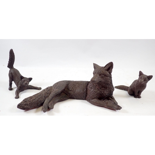 720 - Three bronze finish foxes, longest 16.5cm