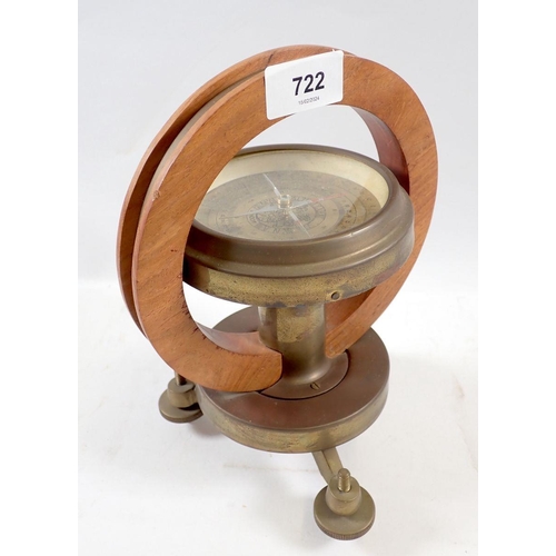 722 - A teak and brass framed vintage compass, 22cm tall