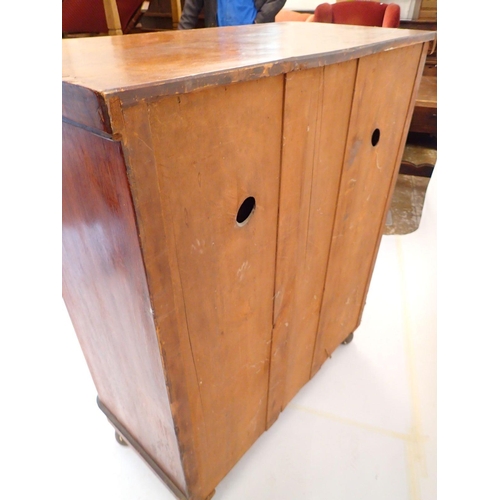 802 - A Victorian walnut chest of two short and three long drawers, 97 x 47 x 118cm