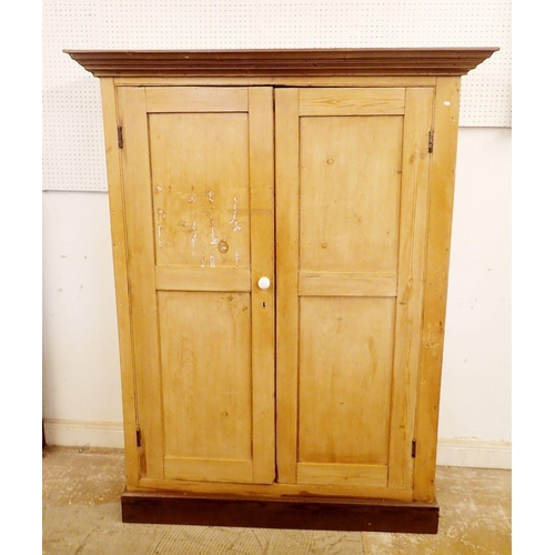 808 - A Victorian pine two door cupboard, 168 x 128 x 48cm