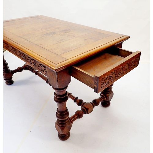 839 - A Victorian elm topped oak dining table in 17th century style with turned legs and carved frieze, 13... 