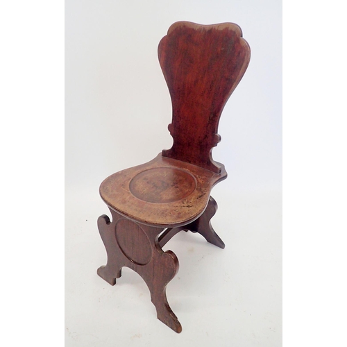 1290 - A Georgian mahogany shield back hall chair