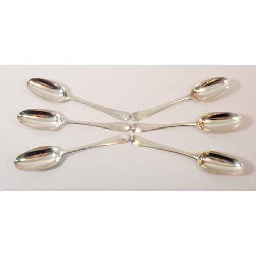 386 - A set of six Britannia silver rat tail tablespoons by Nathaniel Roe, London 1710-1717, 366g