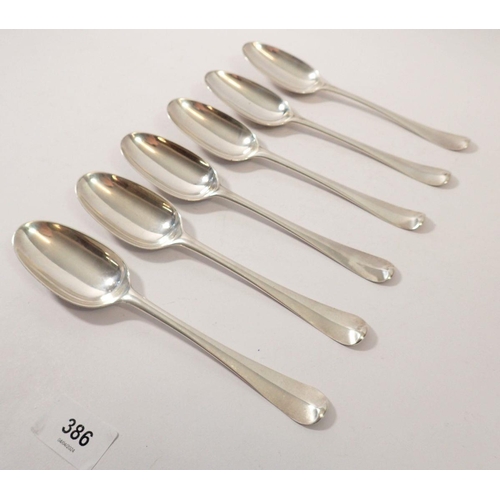 386 - A set of six Britannia silver rat tail tablespoons by Nathaniel Roe, London 1710-1717, 366g