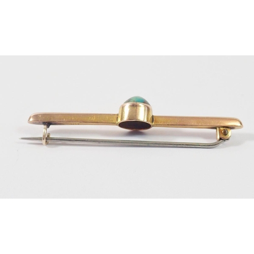 442 - A 9 carat gold bar brooch set turquoise matrix, 2g