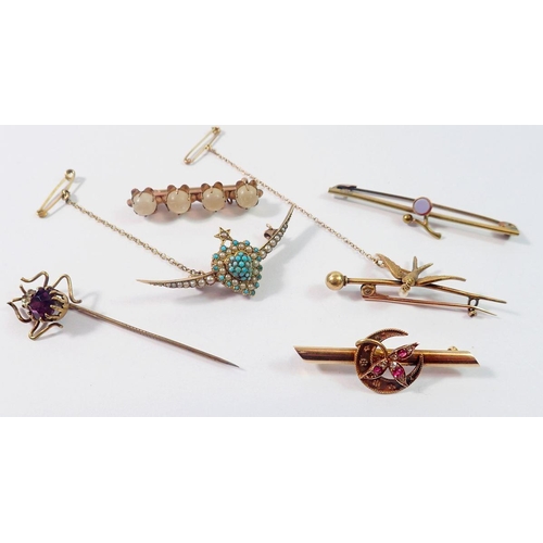 473 - A selection of gold bar brooches and spider stick pin