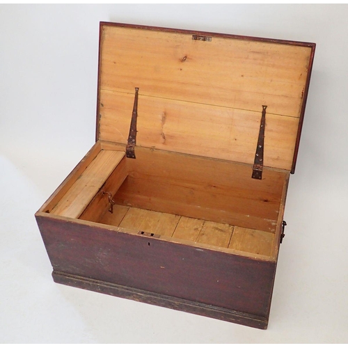 1136 - A Victorian pine blanket box with candle box to interior, 88 x 51 x 39cm