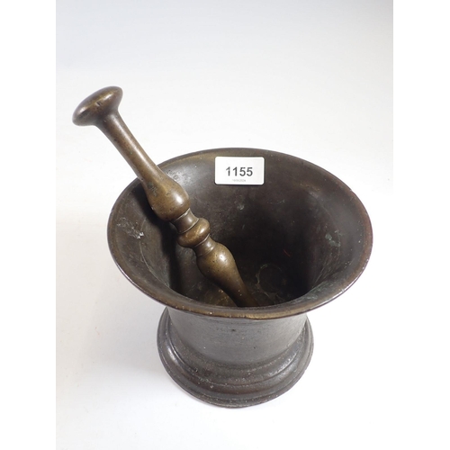 1155 - An 18th century bronze large pestle and mortar, 13cm tall