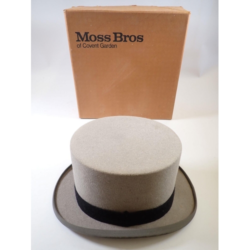 1293 - A Moss Bros. grey top hat in box, size 7