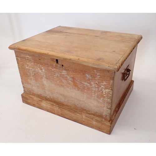 1455 - A Victorian small pine blanket box with two drawers to interior, 54 x 44 x 35cm