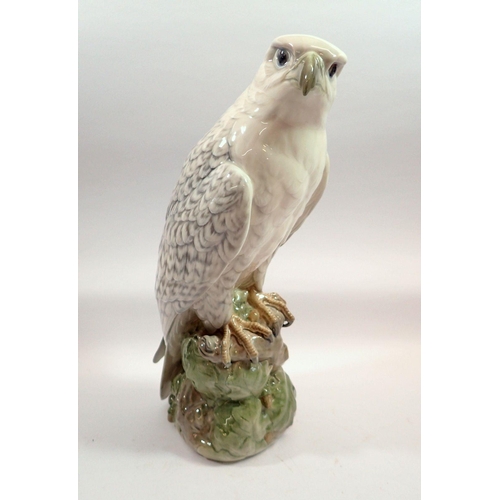 153 - A Copenhagen large group Icelandic Falcon, No 1661, 40cm tall