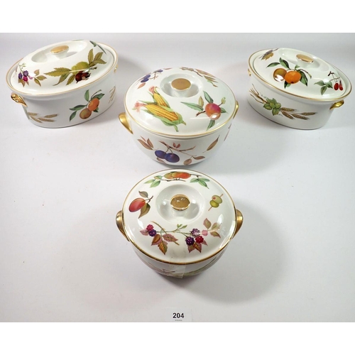 204 - Four Royal Worcester Evesham tureens with lids, largest 22cm diameter