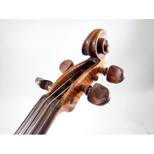 912 - A 19th century Bohemian violin in the style of Gagliano 14