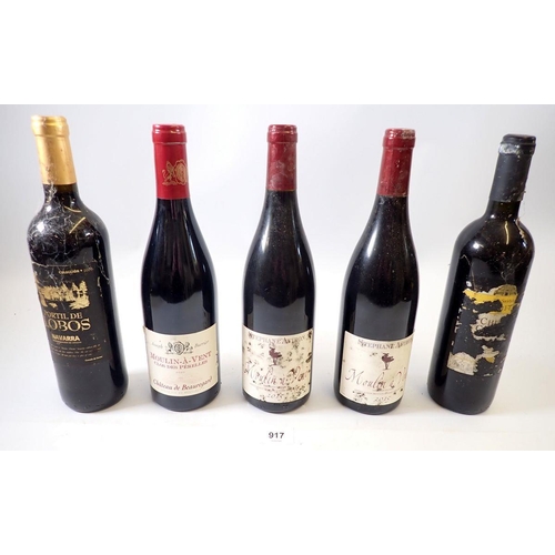 917 - Five various bottles of red wine including Moulin a Vent and Portil de Lobos