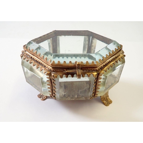 923 - A Victorian glass and metal mounted jewellery casket, 9 x 6cm