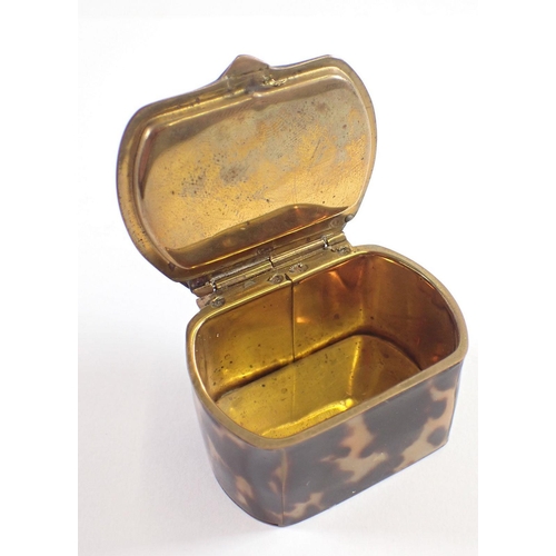 931 - A 19th century tortoiseshell and gilt metal patch box, 4.5cm wide