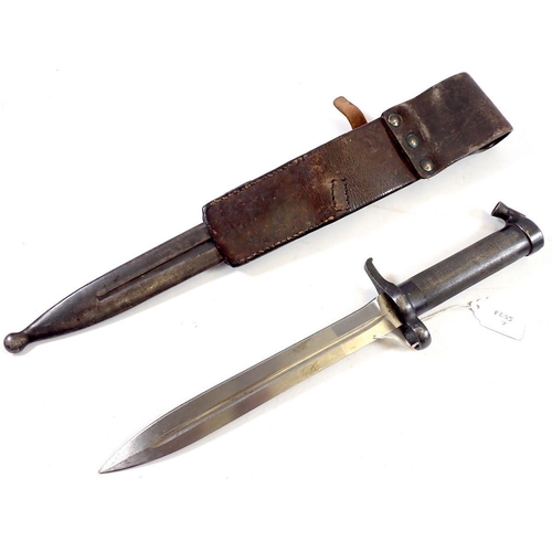 1026 - A Swedish M1896 Mauser bayonet, marked EJAB, No 508 with scabbard and leather frog, blade 21cm (Due ... 