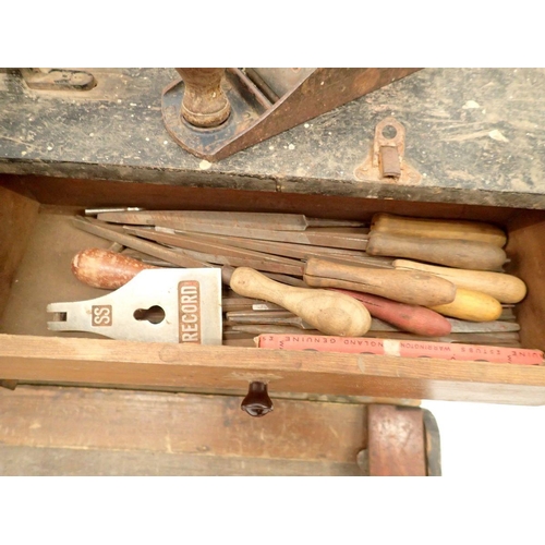 1222 - An early 20th century carry toolbox and contents of woodworking tools etc. including two Stanley han... 