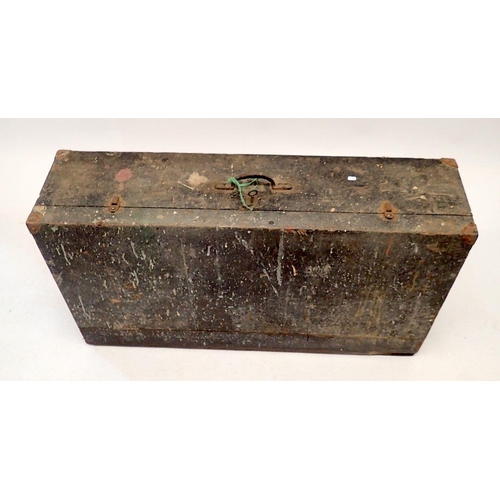 1222 - An early 20th century carry toolbox and contents of woodworking tools etc. including two Stanley han... 