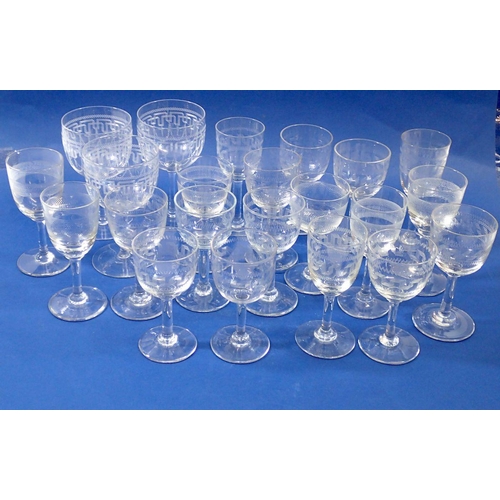 258 - A group of sherry and port glasses with engraved decoration (22)