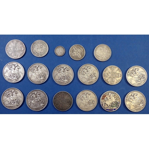 697 - Quantity of British silver pre 1920 coins approx 600g silver content, sixpences through jubilee head... 