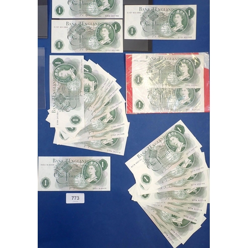 773 - Forty two Elizabeth II Bank of England one pound notes including 12 consecutive notes MW11 052825 - ... 