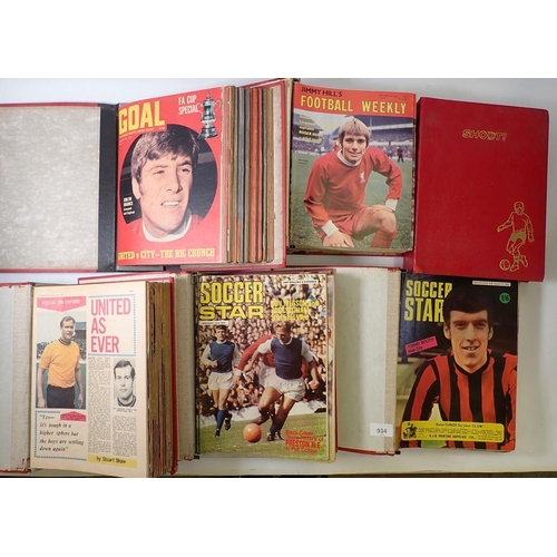 934 - Six folders of football magazines including four folders of Soccer Star 1968-69, a folder of Shoot 6... 