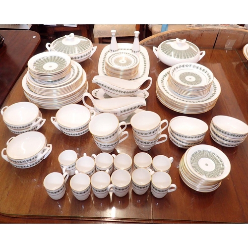 94 - A Spode Provence dinner service, comprising: 2 gravy boats and saucers, six two handled soup bowls, ... 