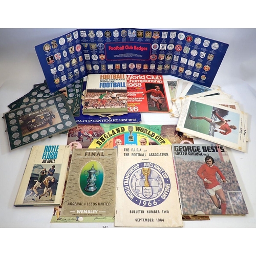 947 - A group of football memorabilia including Esso FA cup centenary coin set 1972, Typhoo Tea prints, Wo... 