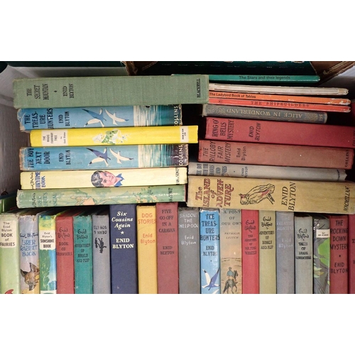 993 - A group of Enid Blyton books - approx 40+