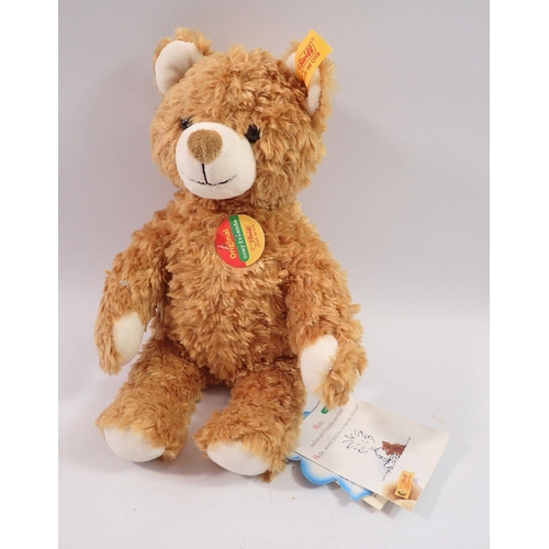 1126 - A Steiff Original Cosy Friends teddy bear 26 Gold