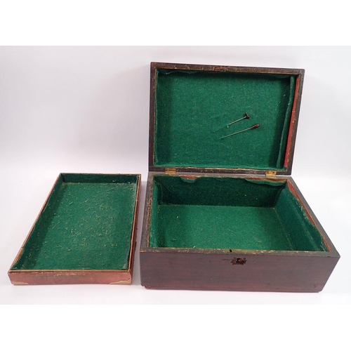 1137 - A 19th century mahogany box with interior fitted tray, 28 x 20 x 12cm