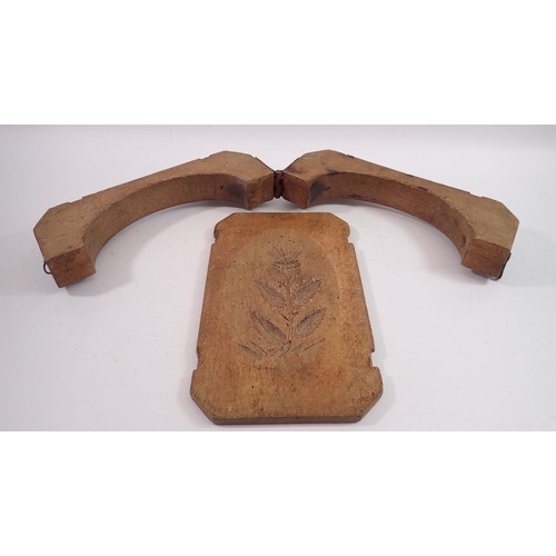 1160 - A Scottish 19th century wooden butter mould with thistle motif, 25cm