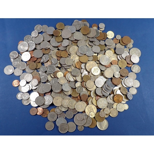 625 - Quantity of world 20th century coinage with examples: Belgium, Barbados, Canada, Denmark, France, Ge... 