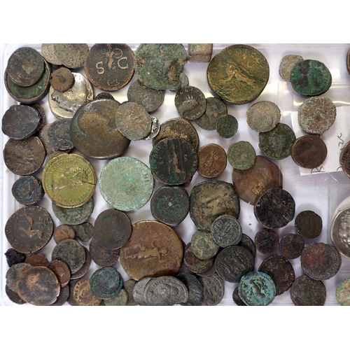 662 - A group of Roman and Greek coins