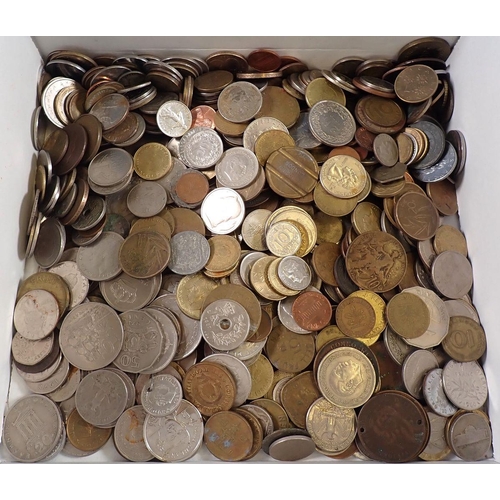 677 - Quantity of World coinage 19th and 20th century, example countries include Australia, Belgium, Canad... 