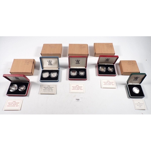 755 - Quantity of Royal Mint issues Silver proof coinage including 1990 five pence (piedfort) 1990 five pe... 