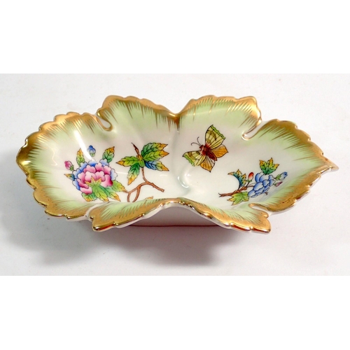 100 - A Herend small dish with floral and butterfly decoratiom