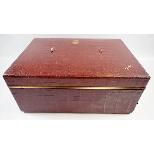 1063 - A leather dispatch box with QEII Royal Crest, dated 1915, 35cm wide