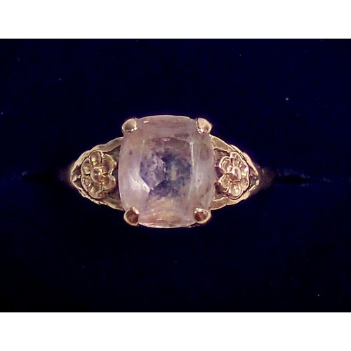 296 - A 9 carat gold amethyst ring with floral shoulders, size P, 2.2g