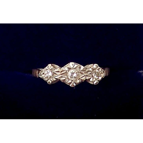 322 - A 9 carat gold illusion set three stone diamond ring, size L to M, 2.2g