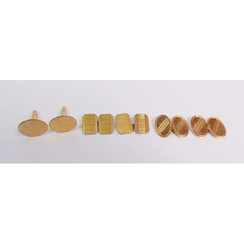 361 - Three pairs of 9ct gold cufflinks, total weight 18.8g