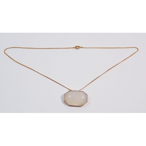 401 - A white agate 9 carat gold mounted pendant, 3cm wide on 9 carat gold chain, 42cm long - pin a/f