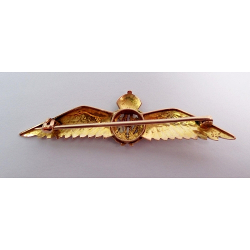 405 - A 9 carat gold and enamel RAF sweetheart brooch, 5.5cm, 3.7g